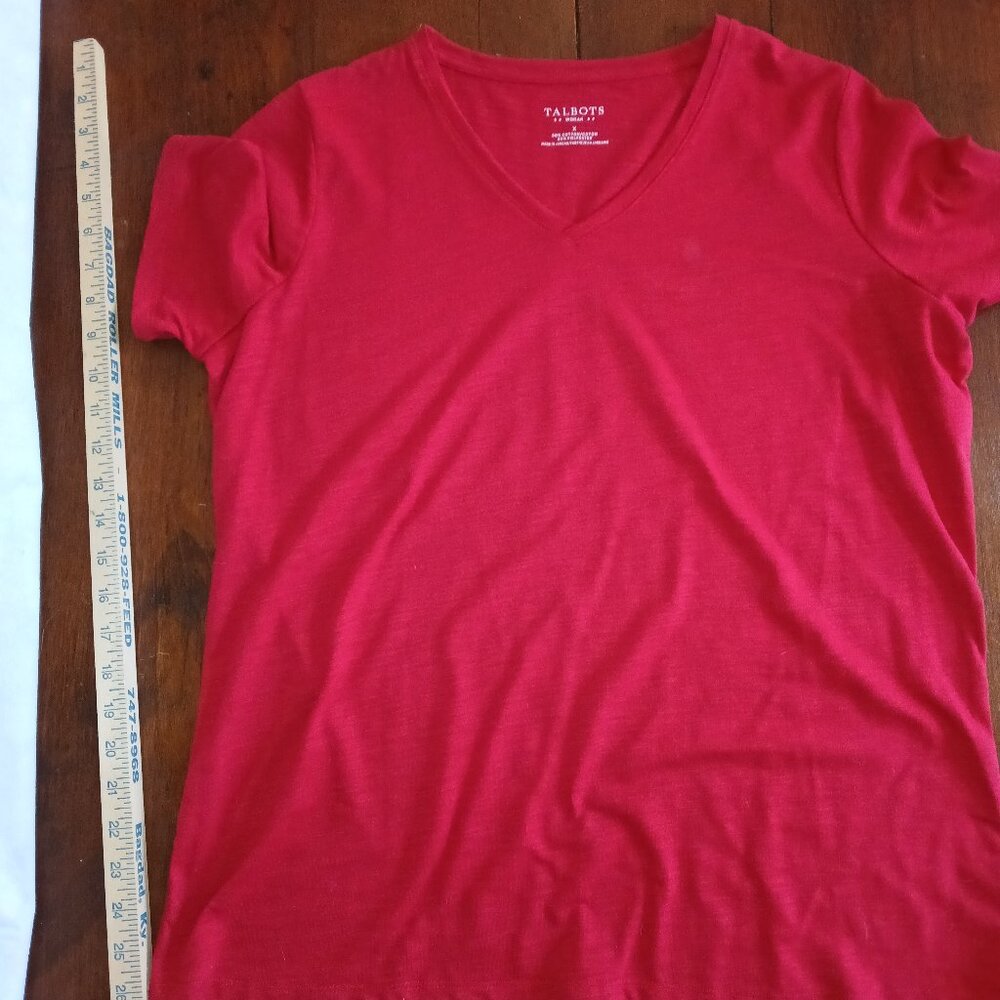 Talbots Bright Red size x v-neck tee NWOT